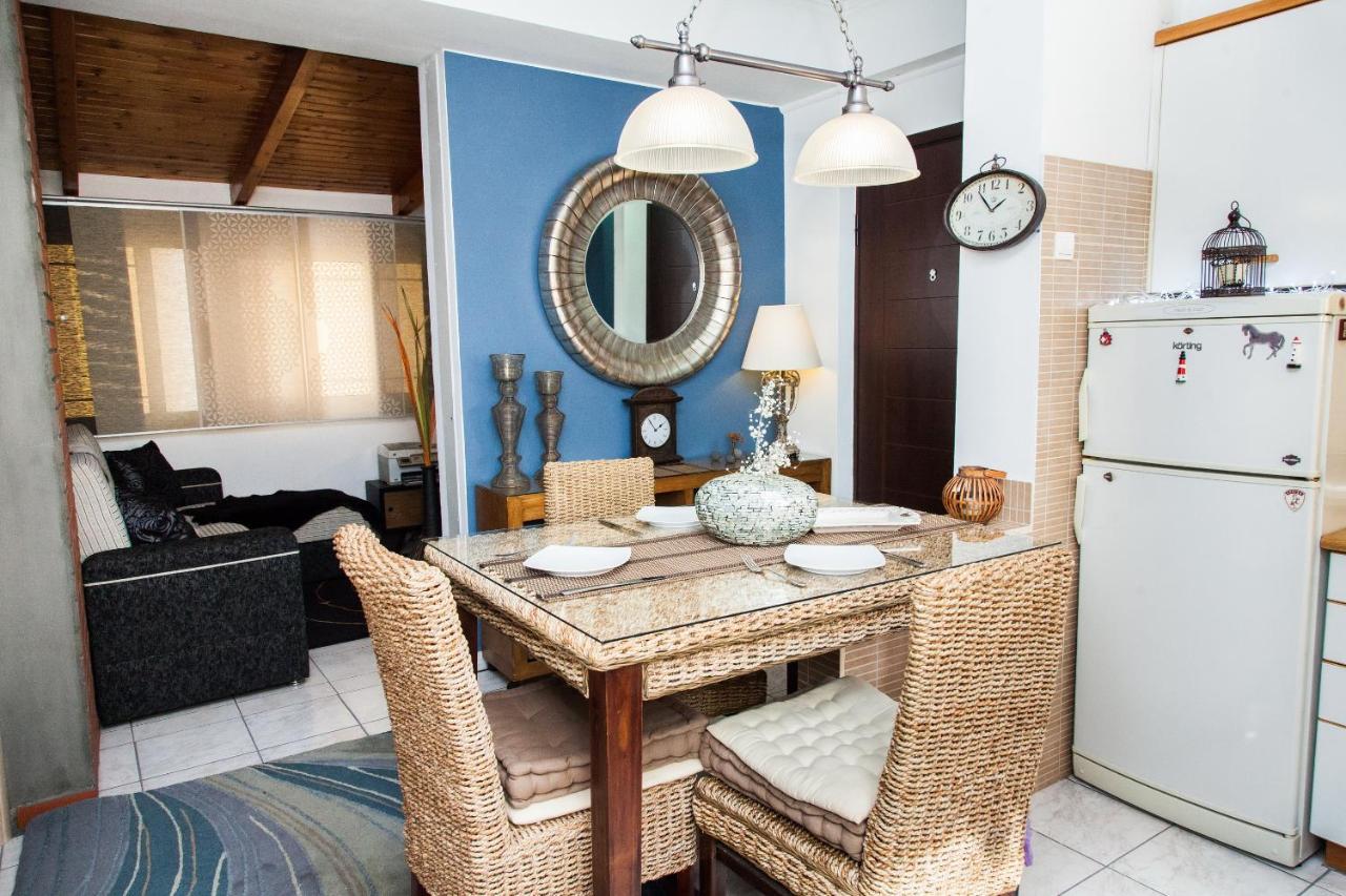 Amazing Apartment With View! Piraeus Bagian luar foto